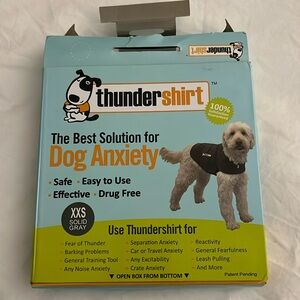 Thundershirt XXS never used open box, grey color for dogs less than 7 lbs